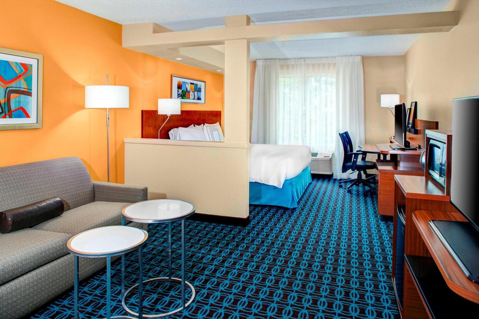 Fairfield Inn & Suites By Marriott Atlanta Alpharetta Exterior photo